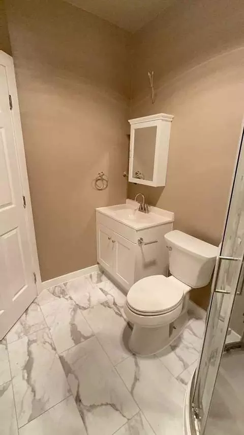 4110 Whitman Ave N, Seattle, WA 98103 photo 3