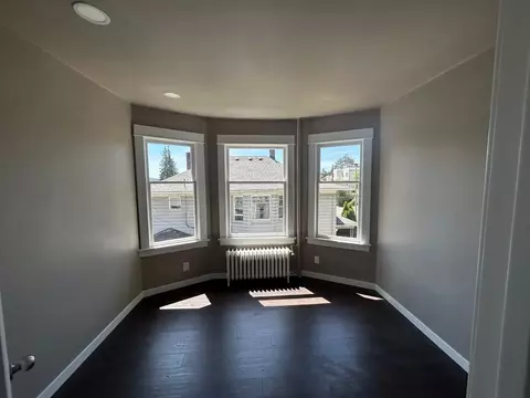 4110 Whitman Ave N, Seattle, WA 98103 photo 13