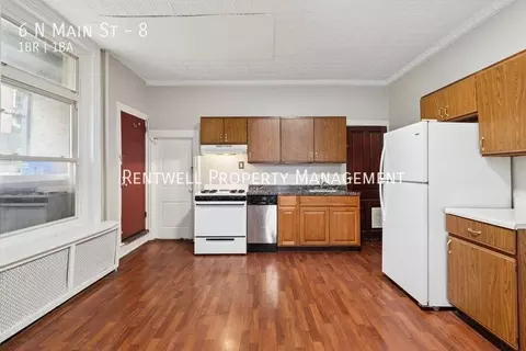 6 N Main St #8, Spring City, PA 19475