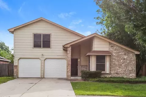 6505 Nicole Way, Arlington, TX 76002
