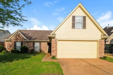 10316 Cottage Oaks Dr, Memphis, TN 38016