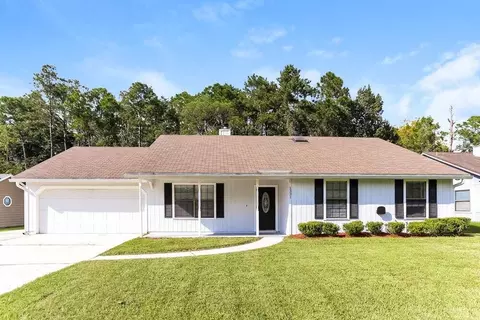 1331 Bee St N, Orange Park, FL 32065