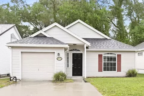 10321 Homard Blvd N, Jacksonville, FL 32225