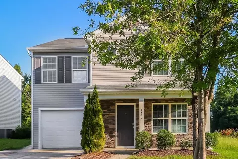 4822 Abercromby St, Charlotte, NC 28213
