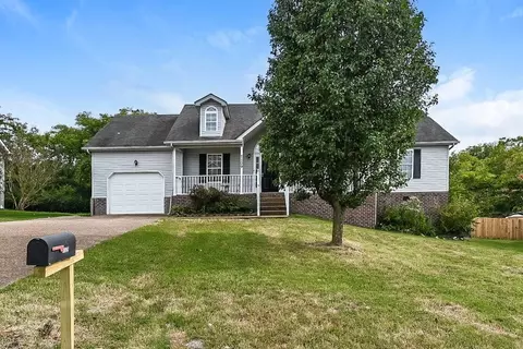 7109 Beard Ct, La Vergne, TN 37086