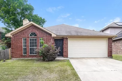 1223 Reeves Ln, Cedar Hill, TX 75104
