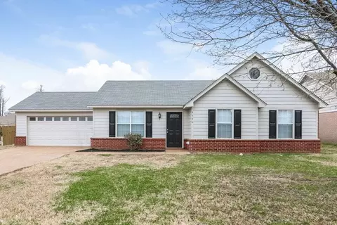 4506 Shadow Hollow Dr, Horn Lake, MS 38637