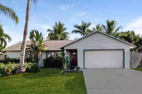 216 Cordoba Cir, Royal Palm Beach, FL 33411