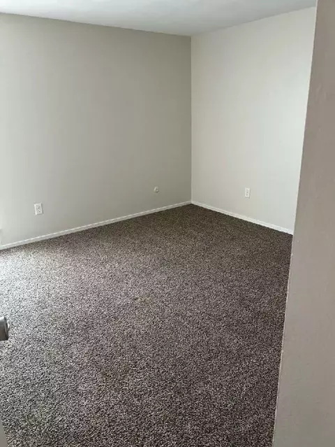 5312 Gatehouse Dr, Columbus, OH 43213 photo 6
