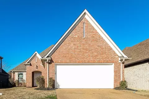 85 Willow Springs Ln, Oakland, TN 38060