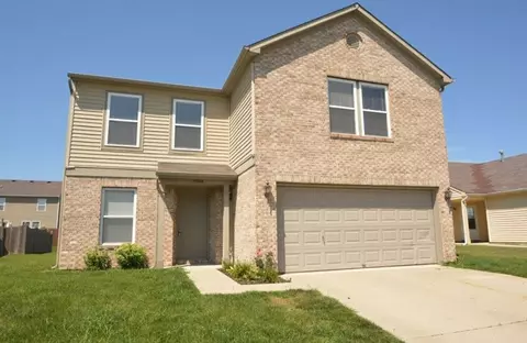 5660 Grassy Bank Dr, Indianapolis, IN 46237