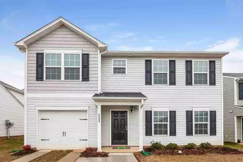 9009 Sharpes Cir, Charlotte, NC 28214