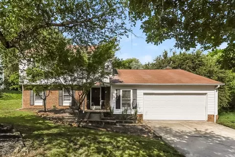 10800 Dungarvon Ct, Charlotte, NC 28262