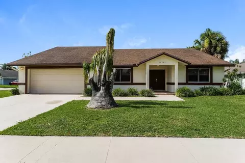 14480 Stirrup Ln, Wellington, FL 33414