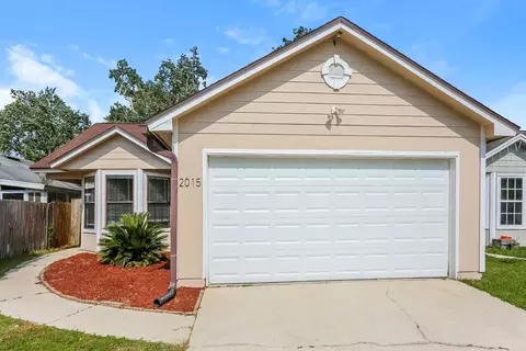 2015 Cardiff Ln, Middleburg, FL 32068