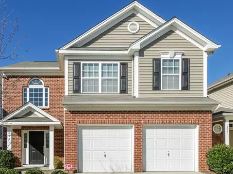 832 Old Forester Ln, Charlotte, NC 28214