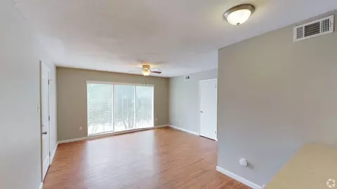 199 S Mclean Blvd, Memphis, TN 38104
