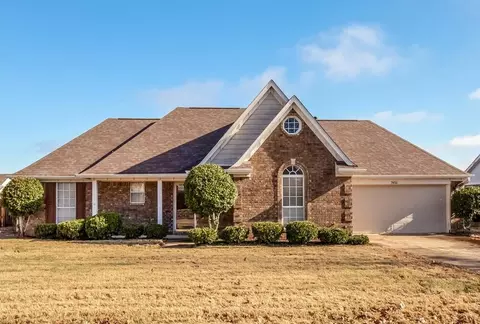 7456 Jennifer Dr, Horn Lake, MS 38637