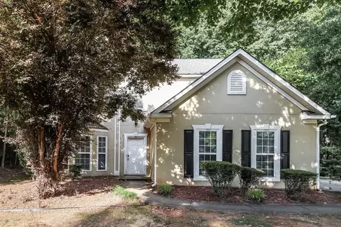 416 Heathcliff Ct, Mcdonough, GA 30253