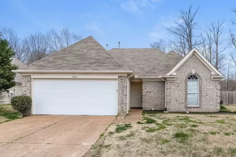 1224 Whistler Dr, Cordova, TN 38018