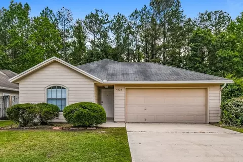 4323 Hanging Moss Dr, Orange Park, FL 32073