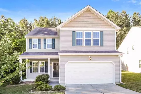 1301 Braemar Highland Dr, Zebulon, NC 27597