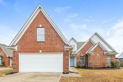 5678 Kuykendall Dr, Southaven, MS 38672