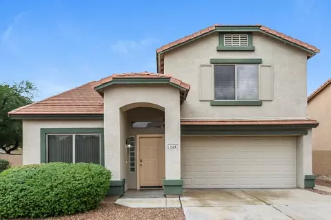2505 W Red Fox Rd, Phoenix, AZ 85085