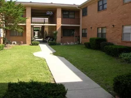 225 Ettels Ln #31, Clarksville, IN 47129