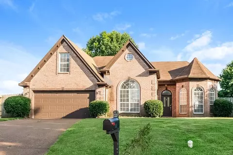 90 Oakridge Cv, Oakland, TN 38060