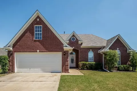 6254 Ravenwood Park N, Horn Lake, MS 38637