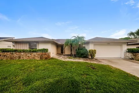 11410 Pine Valley Dr, Wellington, FL 33414