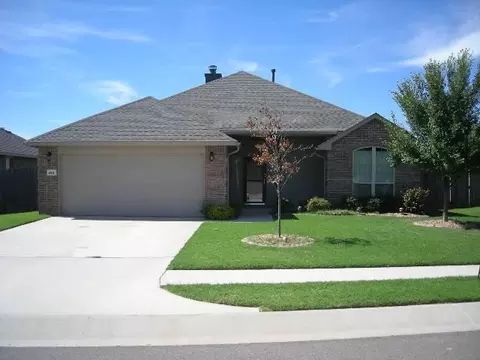 2421 Vintage Park Ln, Yukon, OK 73099