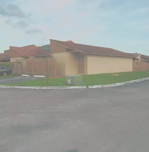 13566 SW 11th Ln, Tamiami, FL 33184
