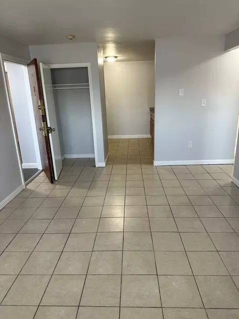 151 Beacon Ave, Lawrence, MA 01843