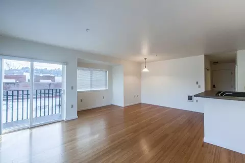 210 NW 20th Ave, Portland, OR 97209