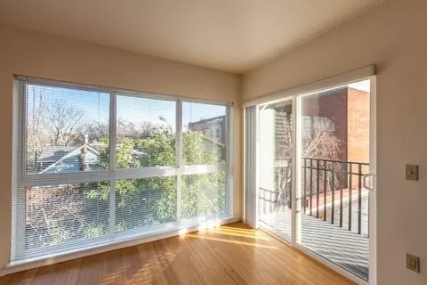 210 NW 20th Ave, Portland, OR 97209