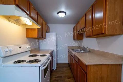 208 S Jefferson Ave, Loveland, CO 80537