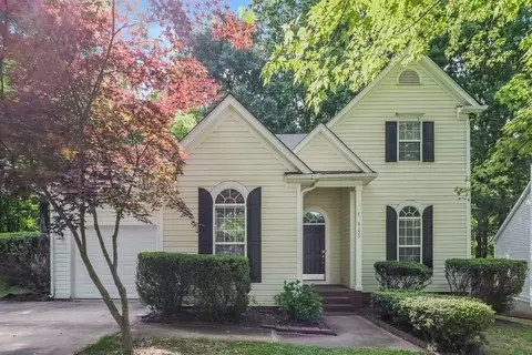 8433 Cullingford Ln, Charlotte, NC 28216