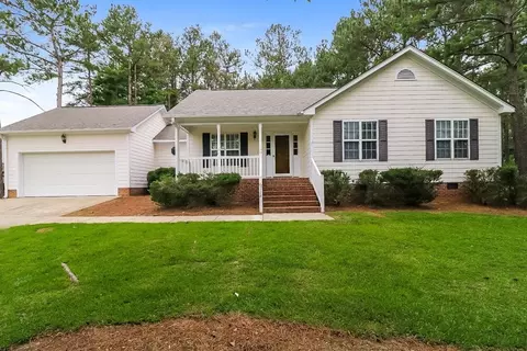 6728 Oviedo Dr, Raleigh, NC 27603