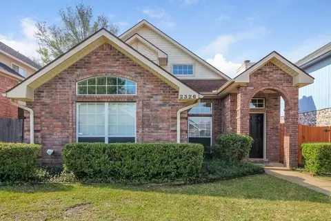 2326 Weatherby Dr, Mesquite, TX 75181