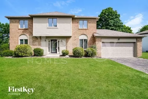 7703 Strathmoore Rd, Dublin, OH 43016