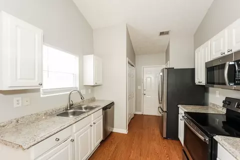 156 Goldleaf Dr, Hampton, GA 30228 photo 7