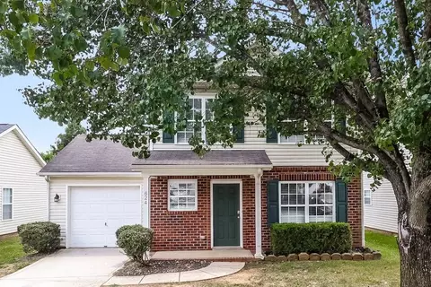 624 Lightspun Ln, Charlotte, NC 28216
