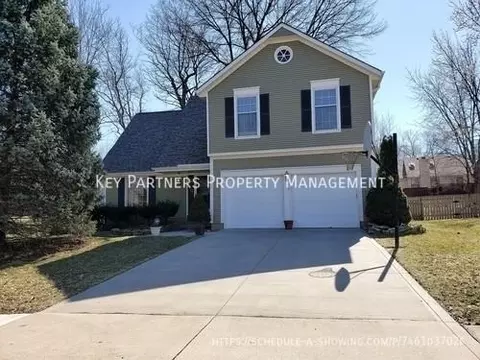 7717 W 112th St, Overland Park, KS 66210