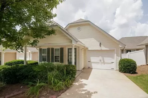 164 Highland Falls Dr, Hiram, GA 30141