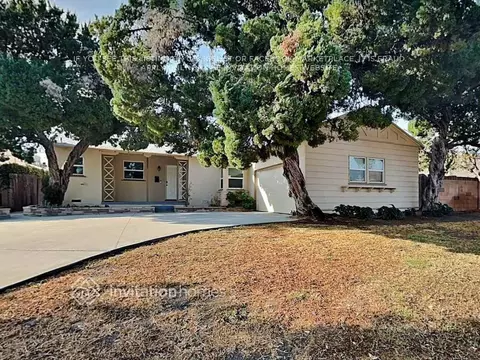 20252 Archwood St, Los Angeles, CA 91306