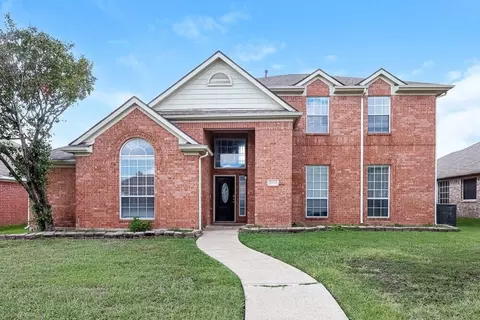2029 Austin Dr, Mesquite, TX 75181