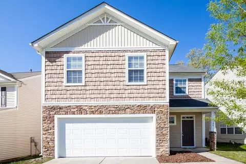 5104 Abercromby St, Charlotte, NC 28213
