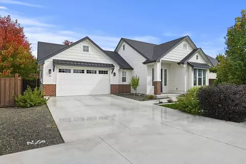 23 W Arnaz St, Meridian, ID 83646